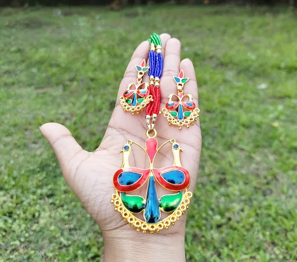 Assamese_Traditional_Gold_Plated_Multi_Colour_Mayur_Tassel_Jewellery_Set_For_Women